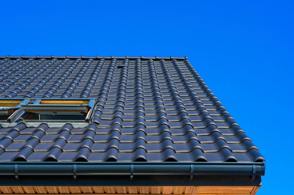 Asphalt Shingles vs Metal Roofing NZ